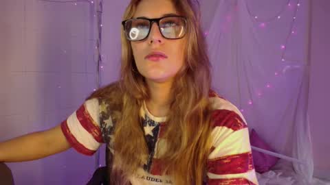 Isabella Rros online show from February 15, 2026, 1:20 pm