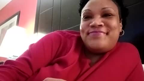 Isabella online show from February 9, 2026, 10:58 pm