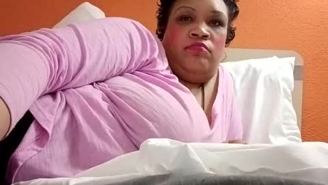 Isabella online show from February 13, 2026, 11:34 pm