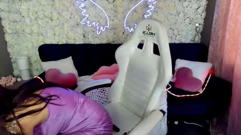 Snapshot of isabellafoxyy chatting on March 21, 2026, 6:51 am Marina online show from March 21, 2026, 6:51 am