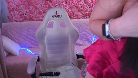 Snapshot of isabellafoxyy chatting on April 2, 2026, 5:27 am Marina online show from April 2, 2026, 5:27 am