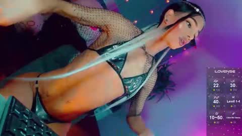 isabellagirs online show from March 16, 2026, 9:35 am