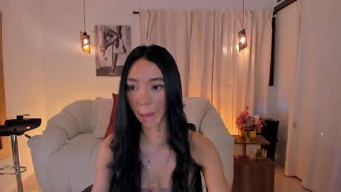 ISABELLA  online show from April 15, 2026, 5:09 pm