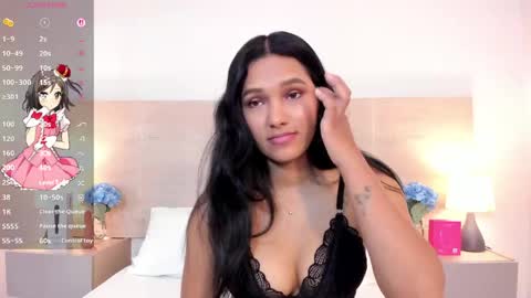 isabellathomass online show from June 4, 2026, 7:42 pm
