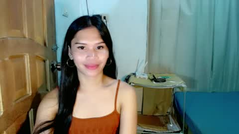 Snapshot of isabelle_amore chatting on June 29, 2026, 8:42 am Ysa online show from June 29, 2026, 8:42 am