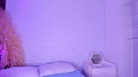 Isa online show from February 24, 2026, 10:52 pm