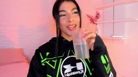 Isa online show from March 24, 2026, 10:15 pm