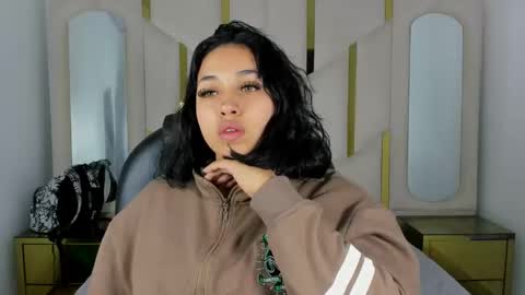Snapshot of isabellrodriguez18 chatting on September 9, 2025, 3:17 am isabellrodriguez18 online show from September 9, 2025, 3:17 am
