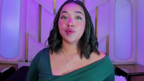 Snapshot of isabellrodriguez18 chatting on April 14, 2026, 3:23 am isabellrodriguez18 online show from April 14, 2026, 3:23 am