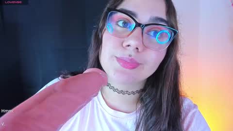 Isa online show from January 28, 2025, 10:34 pm