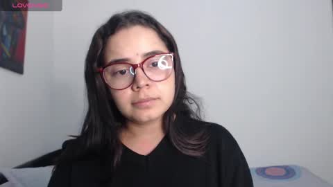 Snapshot of isemma chatting on December 22, 2024, 3:33 am Emma online show from December 22, 2024, 3:33 am