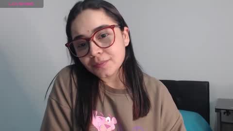 Snapshot of isemma chatting on February 16, 2025, 3:04 am Emma online show from February 16, 2025, 3:04 am