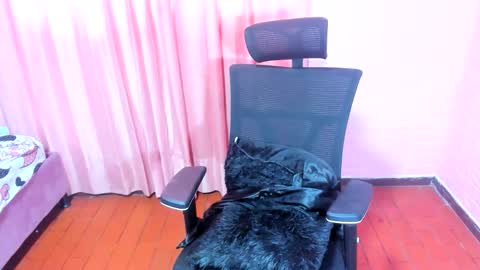 Snapshot of ishanyfalak chatting on December 21, 2025, 5:31 pm Ishanyfalak online show from December 21, 2025, 5:31 pm