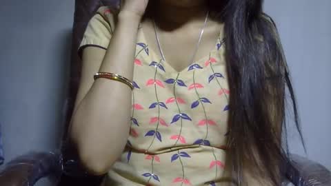 ishika_ishu online show from May 7, 2026, 5:07 pm