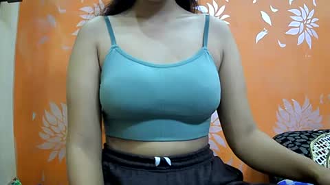 Snapshot of ishika_singh_ chatting on February 27, 2025, 3:36 am ishika_singh_ online show from February 27, 2025, 3:36 am