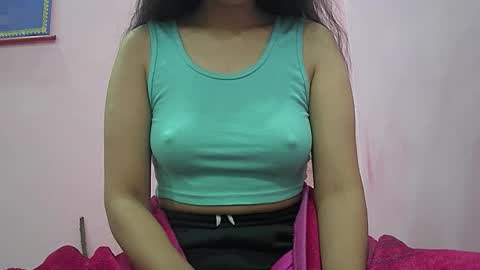 ishika_singh_ online show from January 7, 2026, 2:58 am