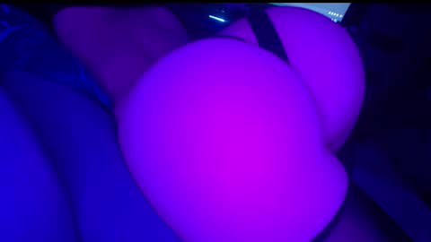 ishtarea online show from March 8, 2025, 10:13 pm