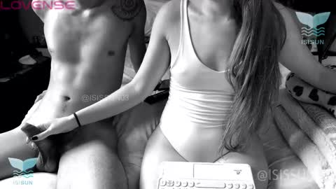 Snapshot of isis_alan chatting on November 4, 2025, 3:33 pm Isis Alan online show from November 4, 2025, 3:33 pm