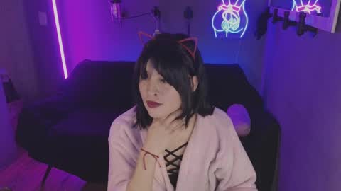 Snapshot of isis_diosa chatting on January 15, 2025, 11:51 pm Ana Maria online show from January 15, 2025, 11:51 pm