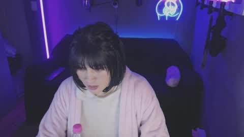 Snapshot of isis_diosa chatting on February 4, 2025, 2:07 am Ana Maria online show from February 4, 2025, 2:07 am