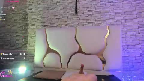 isis_tay1 online show from July 14, 2026, 10:21 am