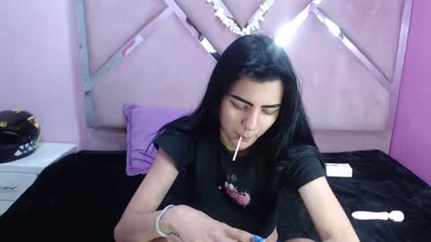 isisrousexx online show from December 12, 2024, 3:54 am