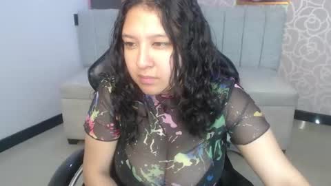 Snapshot of isla_ch chatting on July 10, 2026, 8:00 pm isla_ch online show from July 10, 2026, 8:00 pm