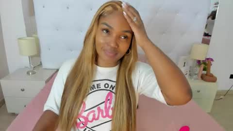 Vanessa online show from December 4, 2025, 11:19 am