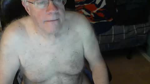 islesman22 online show from December 19, 2025, 10:44 am