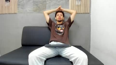 Snapshot of israel_gray chatting on July 15, 2026, 12:21 pm Israel online show from July 15, 2026, 12:21 pm