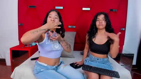 issa_blue online show from July 1, 2026, 5:23 pm