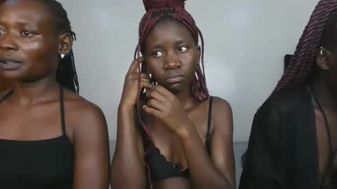 Snapshot of issa_sky1 chatting on January 11, 2026, 8:03 pm Sky online show from January 11, 2026, 8:03 pm