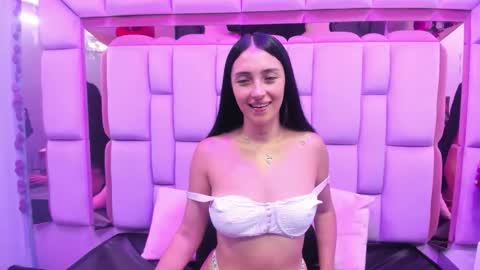 issabela_mackey_ online show from January 16, 2026, 4:27 am