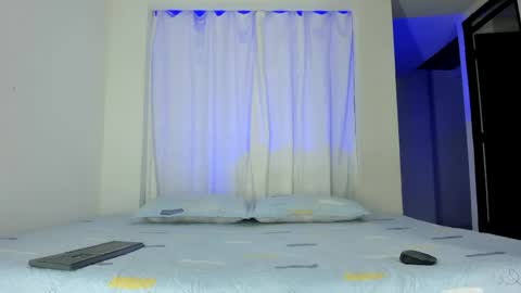 Isabella  online show from April 13, 2026, 7:14 am