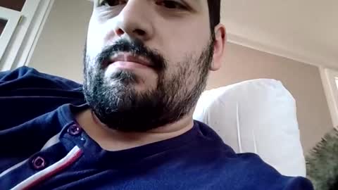 italianbigboy932 online show from March 7, 2026, 4:37 pm