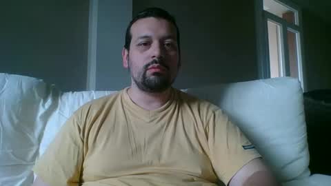 italianbigboy932 online show from April 21, 2026, 8:20 am