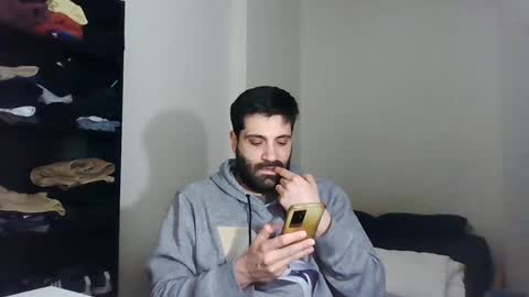 Snapshot of italianboybcn chatting on January 22, 2025, 7:35 am italianboybcn online show from January 22, 2025, 7:35 am