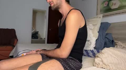 Italian Boy online show from December 18, 2025, 8:15 pm