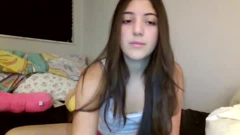 Snapshot of italiankittyx chatting on September 23, 2025, 10:46 pm ItalianKitty online show from September 23, 2025, 10:46 pm