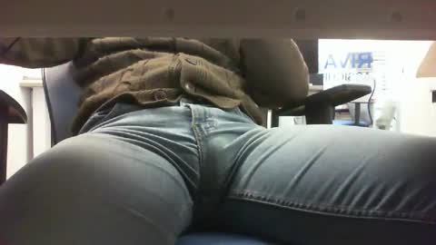 Snapshot of italiansirforyou chatting on November 17, 2025, 6:03 pm Alex online show from November 17, 2025, 6:03 pm