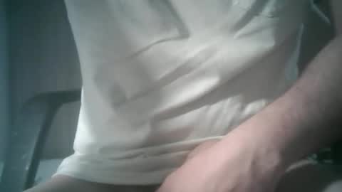 Snapshot of italianslavexoxo chatting on February 23, 2026, 12:46 pm S online show from February 23, 2026, 12:46 pm
