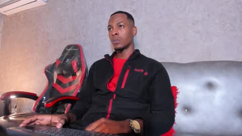 itanxfor online show from December 1, 2025, 12:32 pm