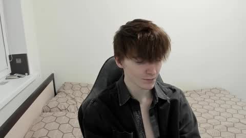 Ethan online show from December 21, 2024, 5:18 pm