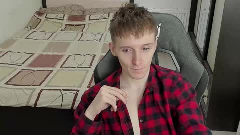 Ethan online show from September 14, 2025, 5:45 pm