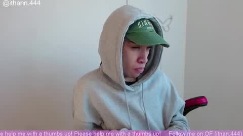 Snapshot of ithan_rose chatting on October 22, 2025, 12:27 pm Ithan online show from October 22, 2025, 12:27 pm