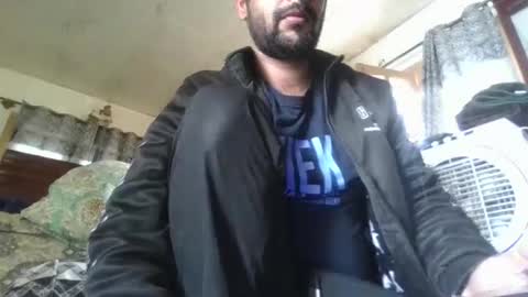 its_me_2323 online show from April 2, 2026, 4:43 am