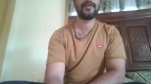 its_me_2323 online show from April 20, 2026, 5:10 am