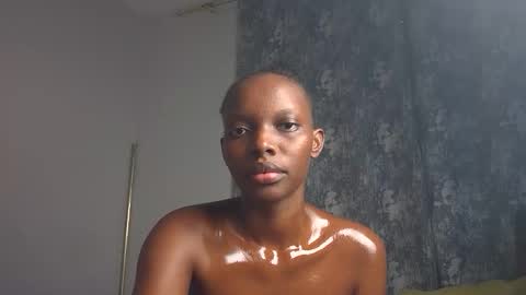 Snapshot of its_metney chatting on May 17, 2026, 2:46 pm Metney online show from May 17, 2026, 2:46 pm