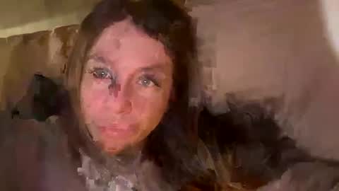 Snapshot of itsbaddyliv chatting on December 8, 2024, 1:56 am itsbaddyliv online show from December 8, 2024, 1:56 am