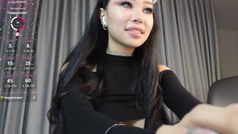 Queen Liya online show from January 27, 2025, 8:17 pm